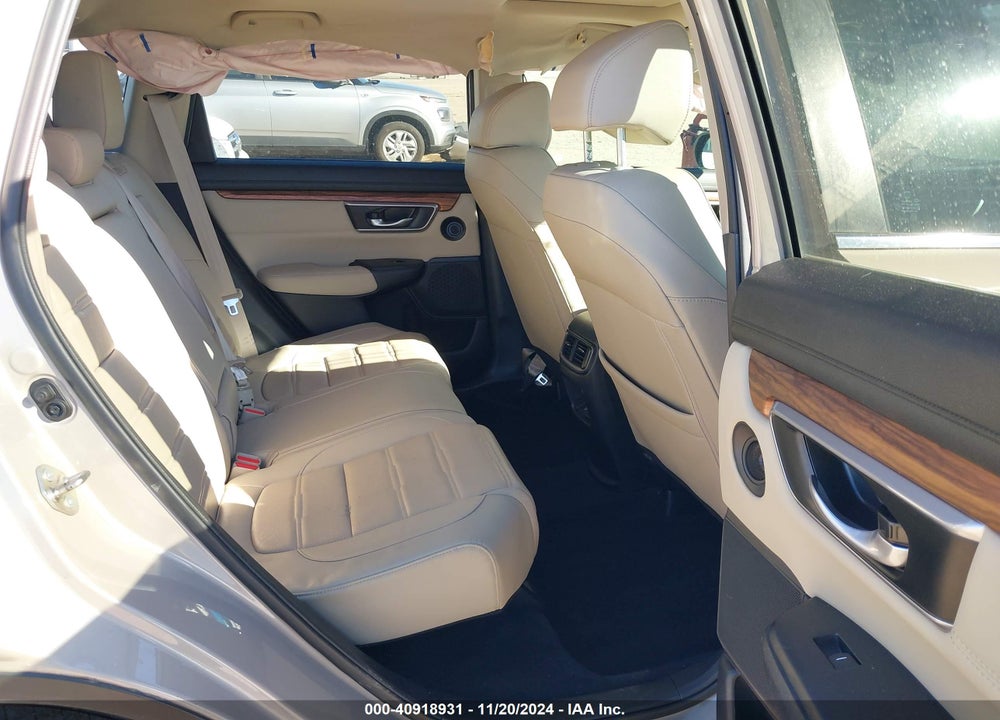 2018 HONDA CR-V TOURING VIN: 5J6RW1H98JL008601