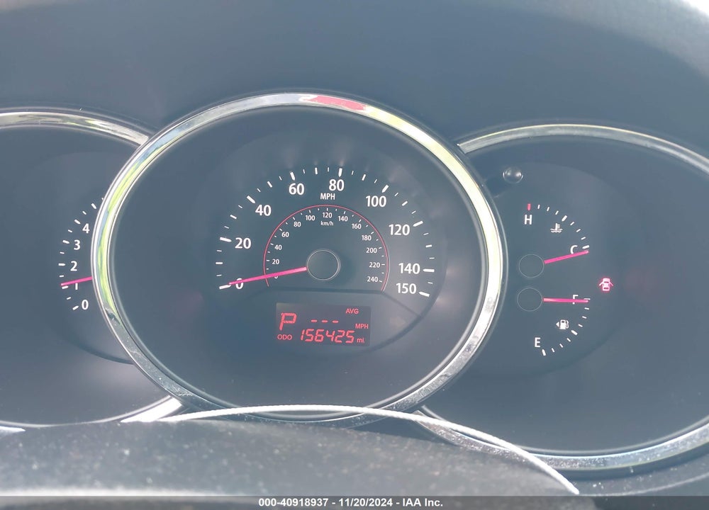 2011 KIA SORENTO LX VIN: 5XYKT3A1XBG076699