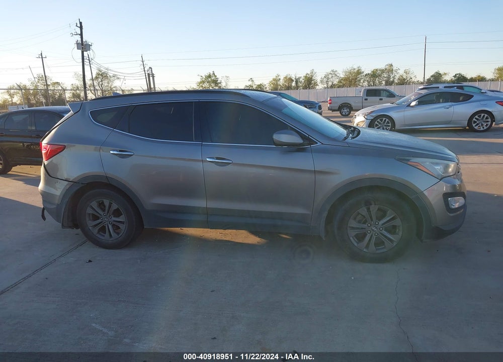 2014 HYUNDAI SANTA FE SPORT 2.4L VIN: 5XYZU3LB1EG210974