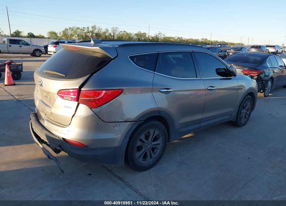 2014 HYUNDAI SANTA FE SPORT 2.4L VIN: 5XYZU3LB1EG210974