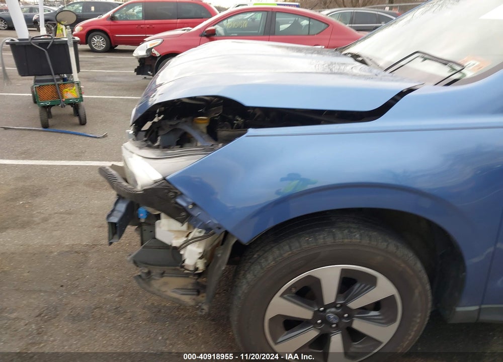 2018 SUBARU FORESTER VIN: JF2SJABC7JH472767