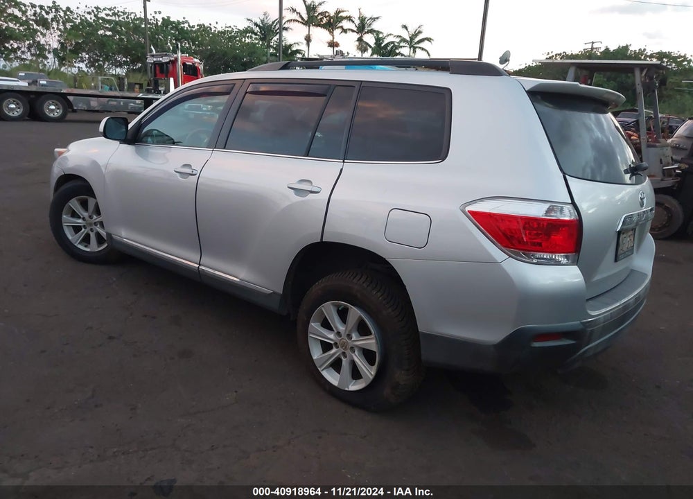 2011 TOYOTA HIGHLANDER BASE V6/SE V6 VIN: 5TDZK3EH4BS026229