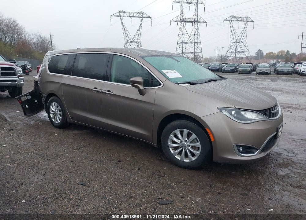 2018 CHRYSLER PACIFICA TOURING PLUS VIN: 2C4RC1FG6JR101673