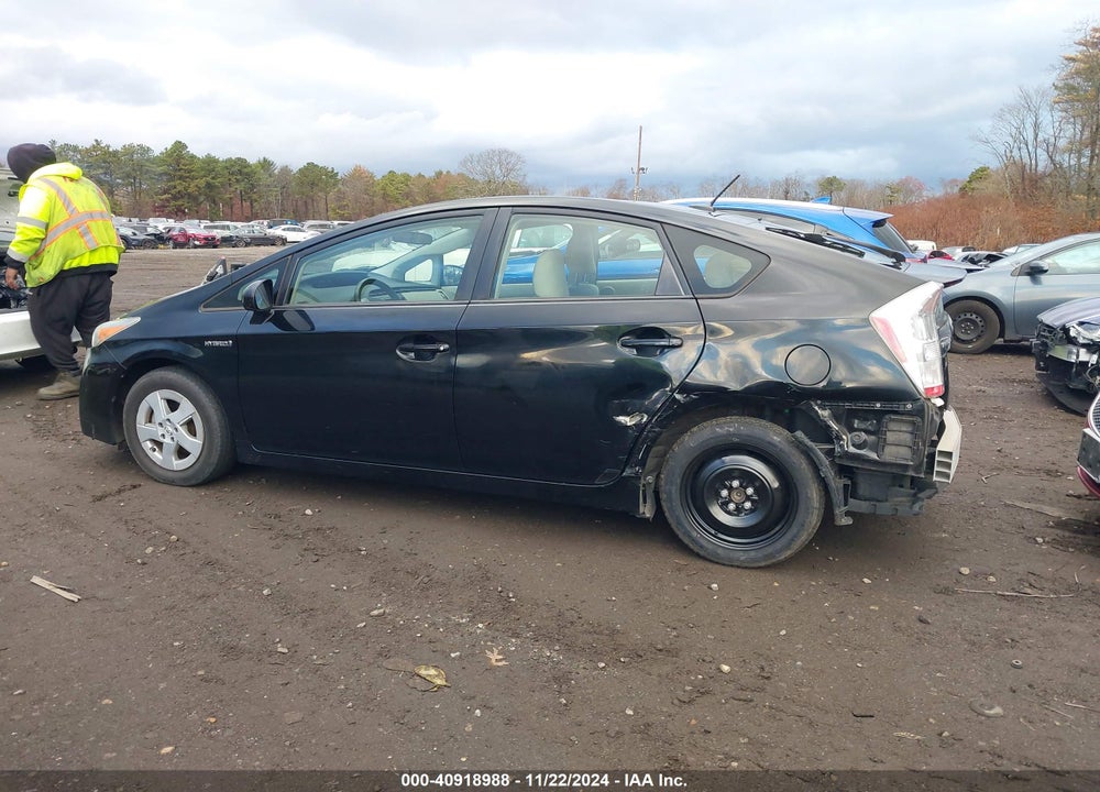 2011 TOYOTA PRIUS THREE VIN: JTDKN3DU3B1471727