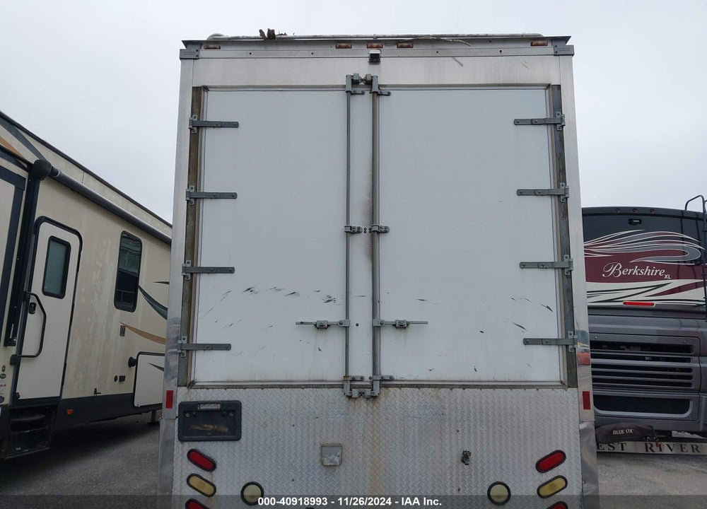 2005 FREIGHTLINER M2 106 MEDIUM DUTY VIN: 1FVACXDC75HN75928