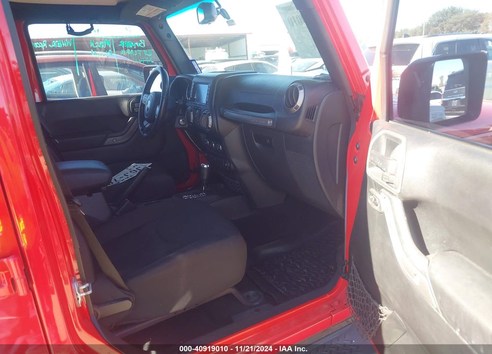 2015 JEEP WRANGLER UNLIMITED SPORT VIN: 1C4BJWDG9FL502481