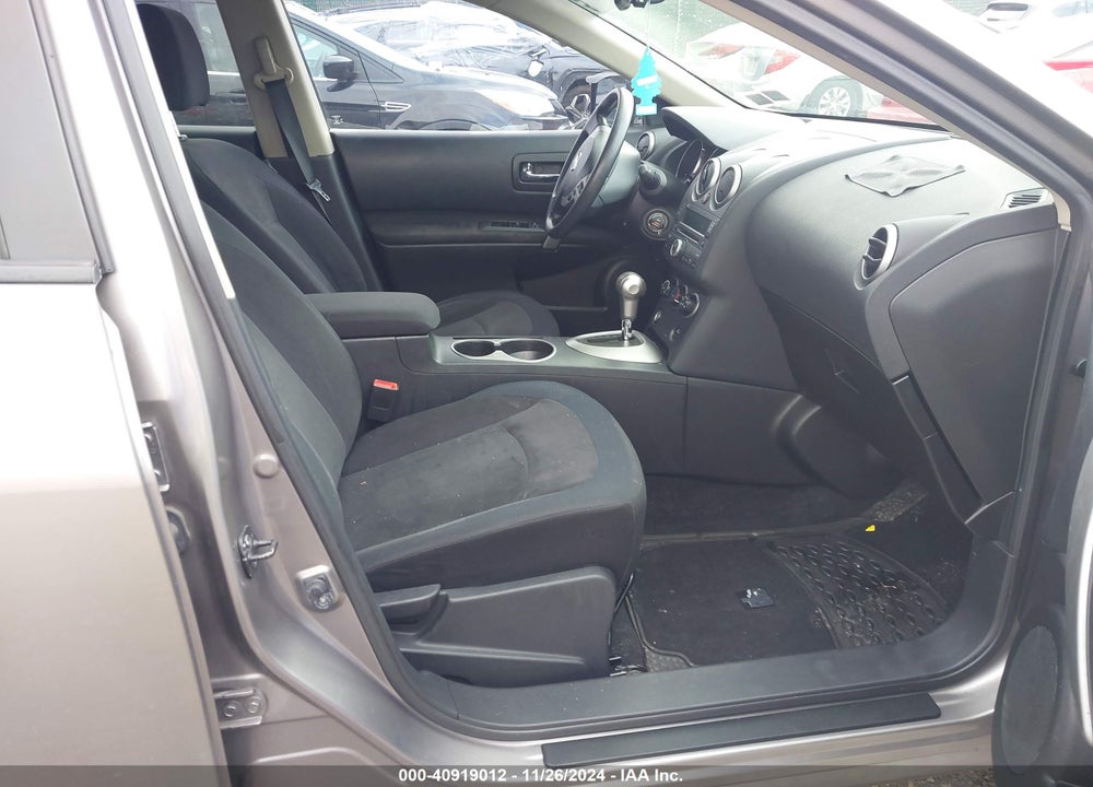 2010 NISSAN ROGUE S VIN: JN8AS5MVXAW107741