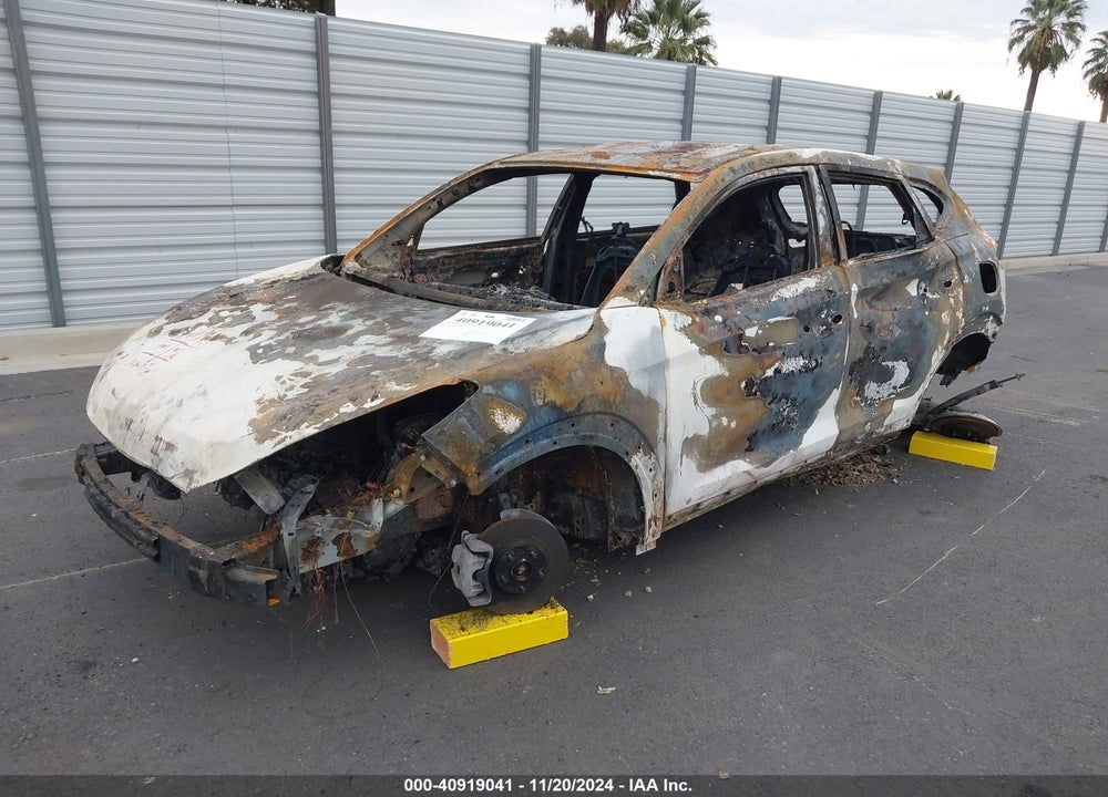 2019 HYUNDAI TUCSON SE VIN: KM8J23A48KU904218