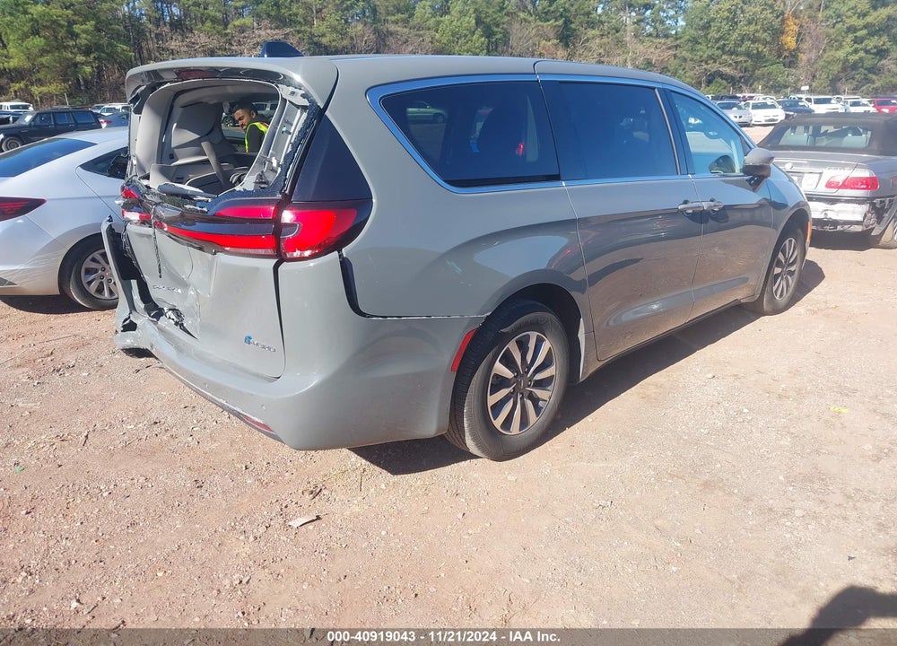 2023 CHRYSLER PACIFICA HYBRID TOURING L VIN: 2C4RC1L76PR614144