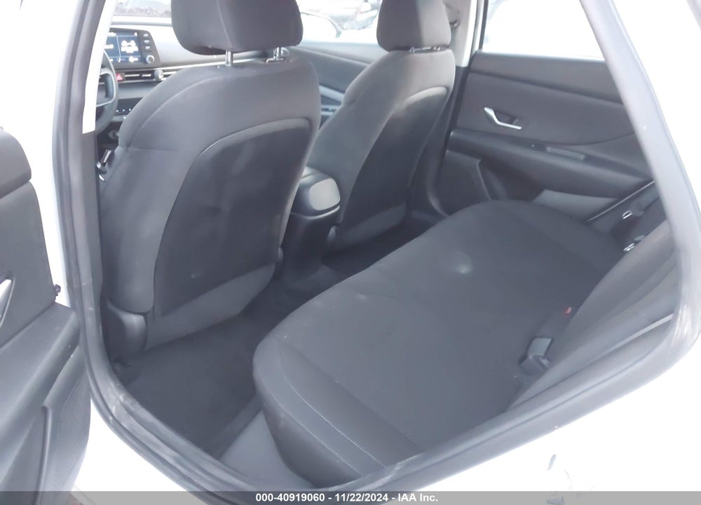 2022 HYUNDAI ELANTRA SEL VIN: 5NPLM4AG7NH070268