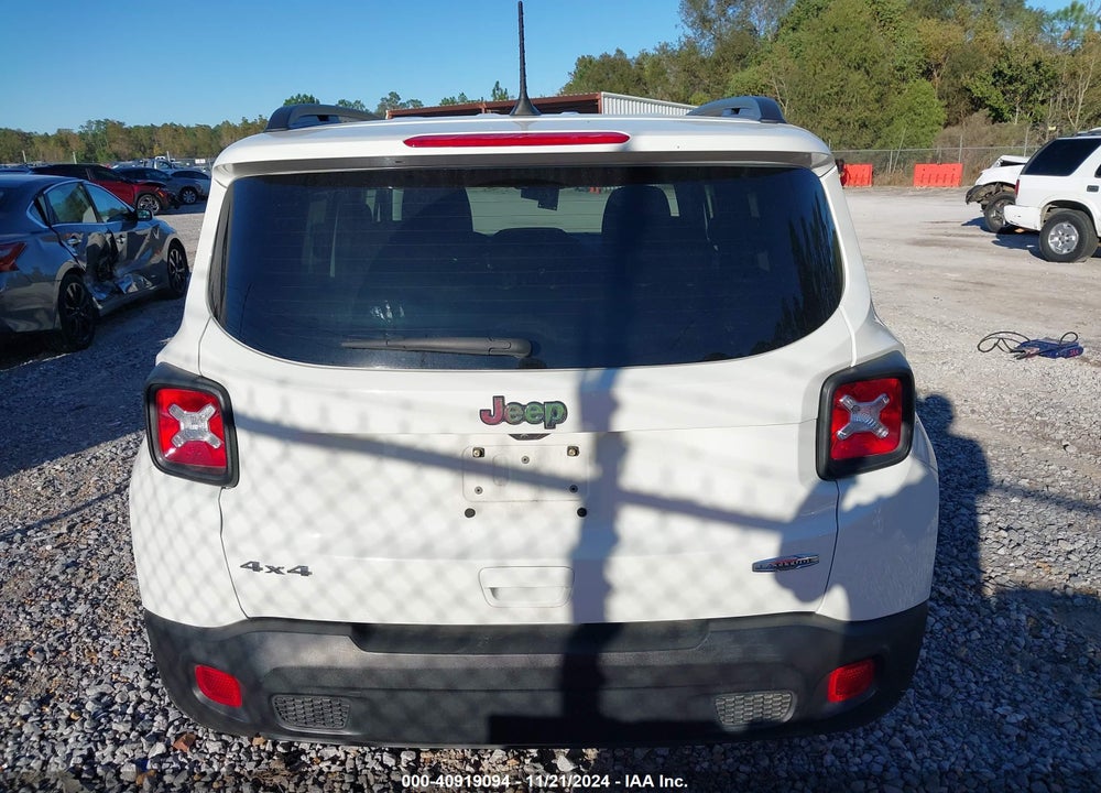 2022 JEEP RENEGADE LATITUDE 4X4 VIN: ZACNJDB11NPN78994