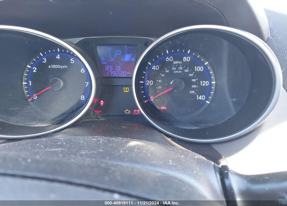 2011 HYUNDAI TUCSON GLS VIN: KM8JU3AC7BU193600