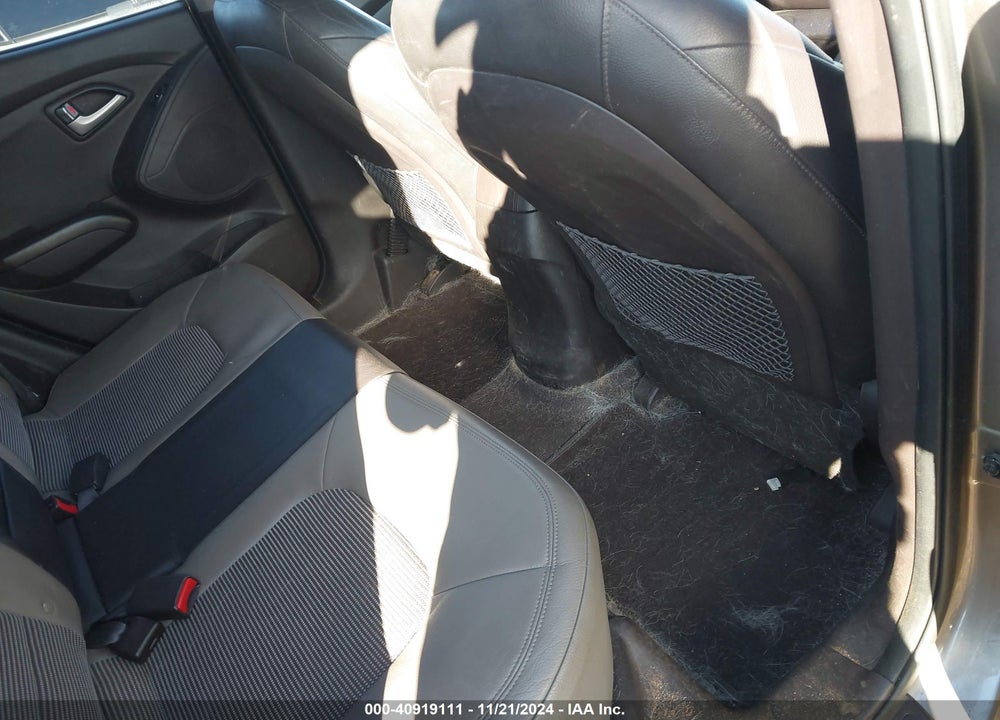 2011 HYUNDAI TUCSON GLS VIN: KM8JU3AC7BU193600
