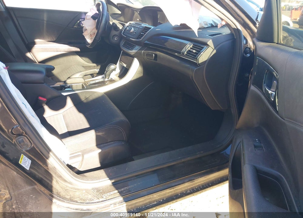 2015 HONDA ACCORD SPORT VIN: 1HGCR2F52FA263953