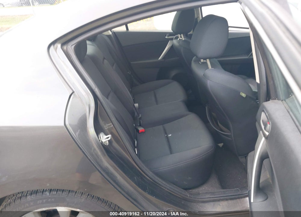 2010 MAZDA 3 S SPORT VIN: JM1BL1S53A1218590