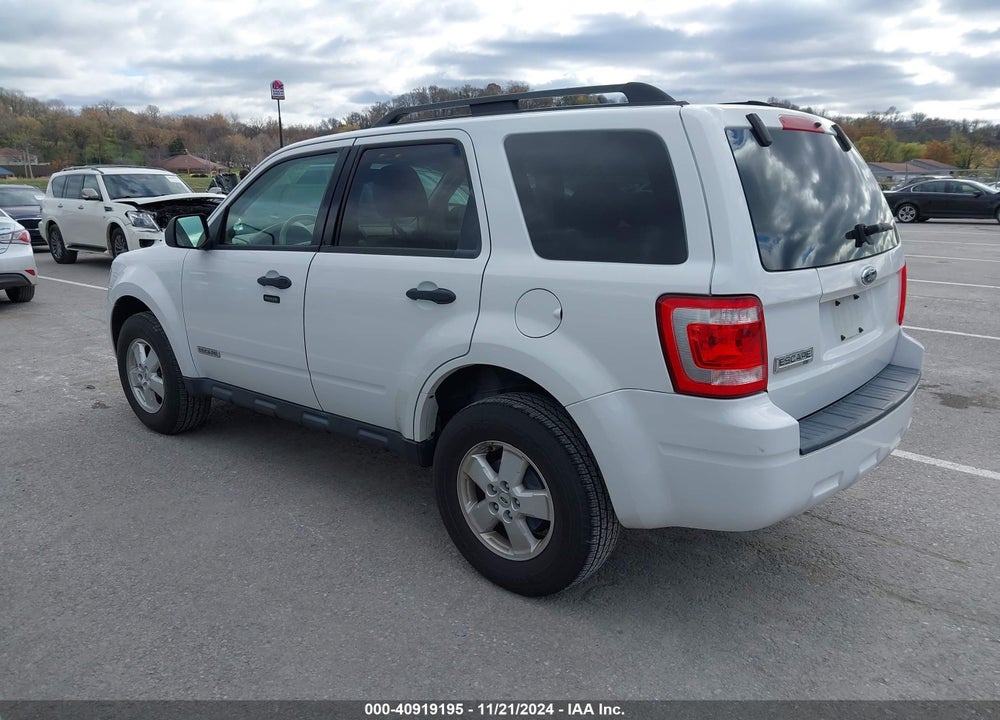 2008 FORD ESCAPE XLT VIN: 1FMCU03Z88KD43081