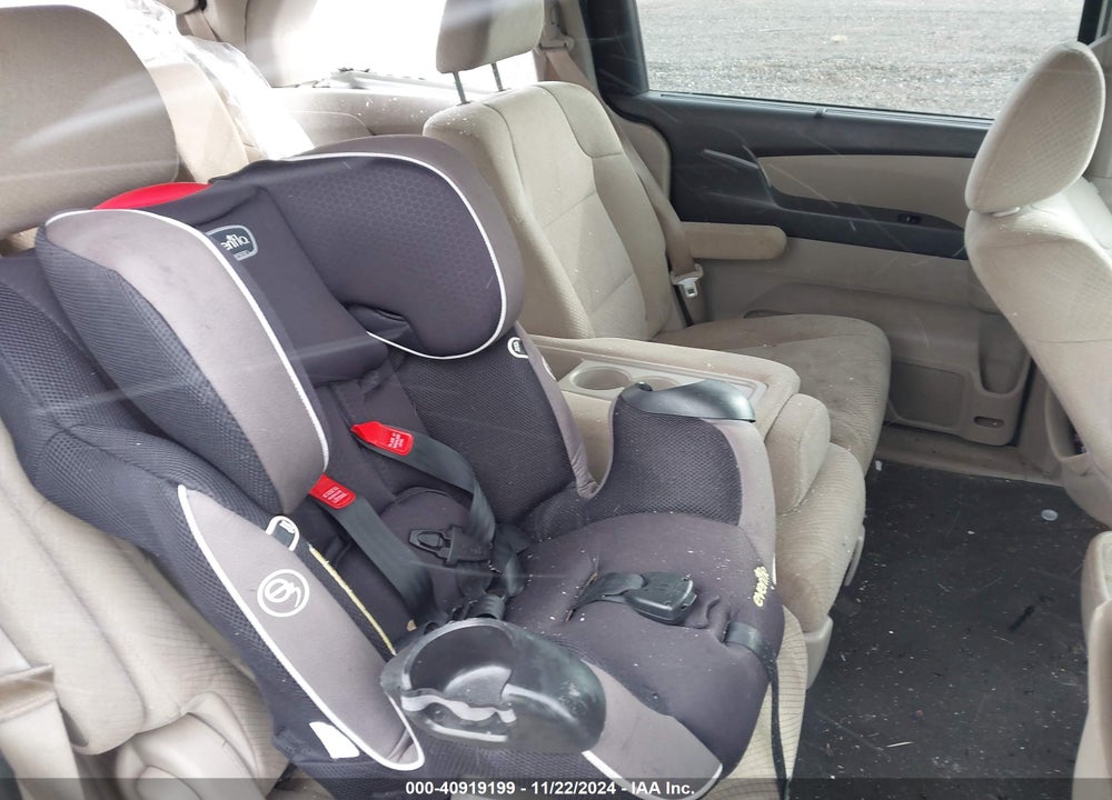 2016 HONDA ODYSSEY SE VIN: 5FNRL5H31GB049794