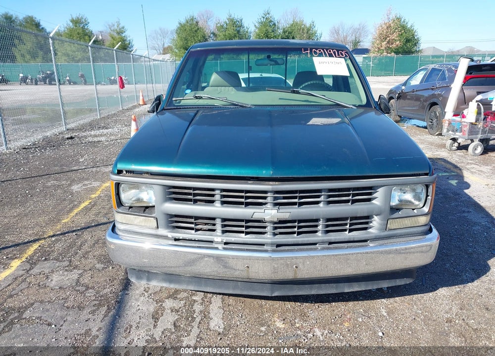 1997 CHEVROLET C1500 FLEETSIDE VIN: 1GCEC14W7VZ238867