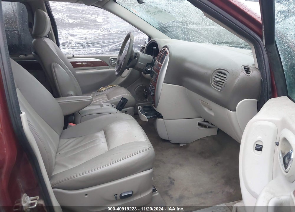 2007 CHRYSLER TOWN & COUNTRY TOURING VIN: 2A4GP54L17R152682