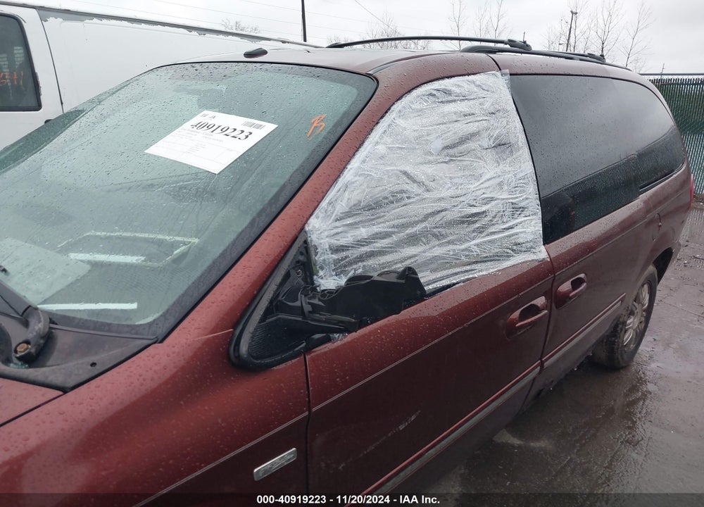 2007 CHRYSLER TOWN & COUNTRY TOURING VIN: 2A4GP54L17R152682