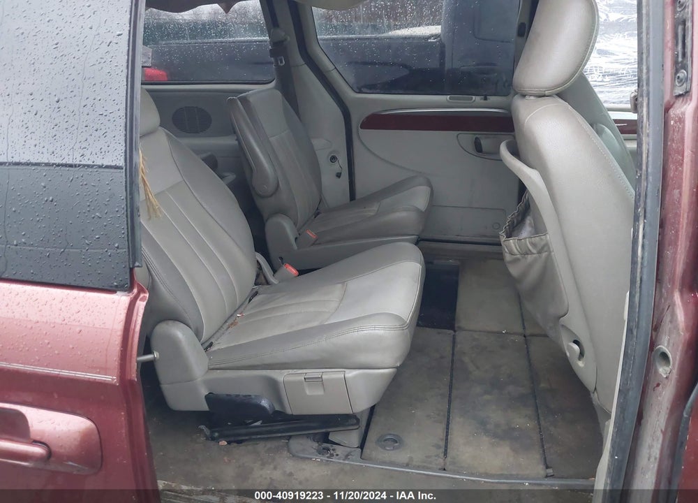 2007 CHRYSLER TOWN & COUNTRY TOURING VIN: 2A4GP54L17R152682