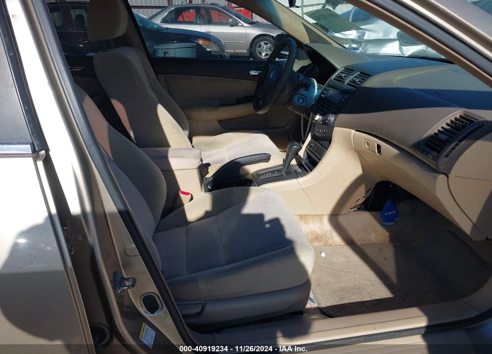 2003 HONDA ACCORD 2.4 LX VIN: 1HGCM56413A075279