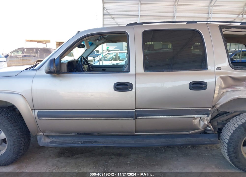 2001 CHEVROLET SUBURBAN 1500 LS VIN: 3GNEC16T71G158053