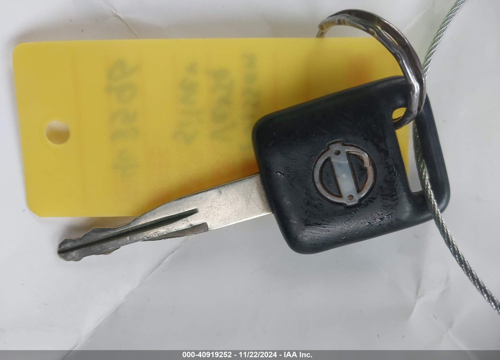 2008 NISSAN VERSA 1.8S VIN: 3N1BC13E68L408596