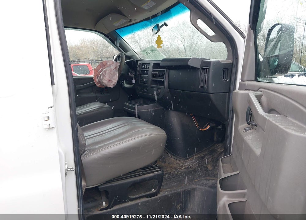 2017 CHEVROLET EXPRESS 2500 WORK VAN VIN: 1GCWGAFF1H1187908