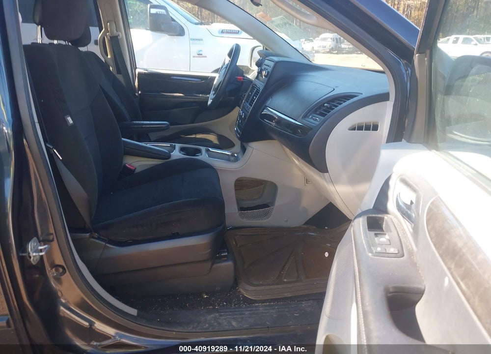 2013 DODGE GRAND CARAVAN SXT VIN: 2C4RDGCG2DR626111
