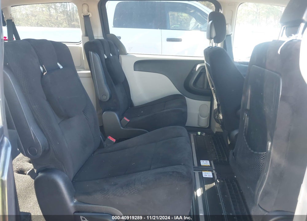 2013 DODGE GRAND CARAVAN SXT VIN: 2C4RDGCG2DR626111