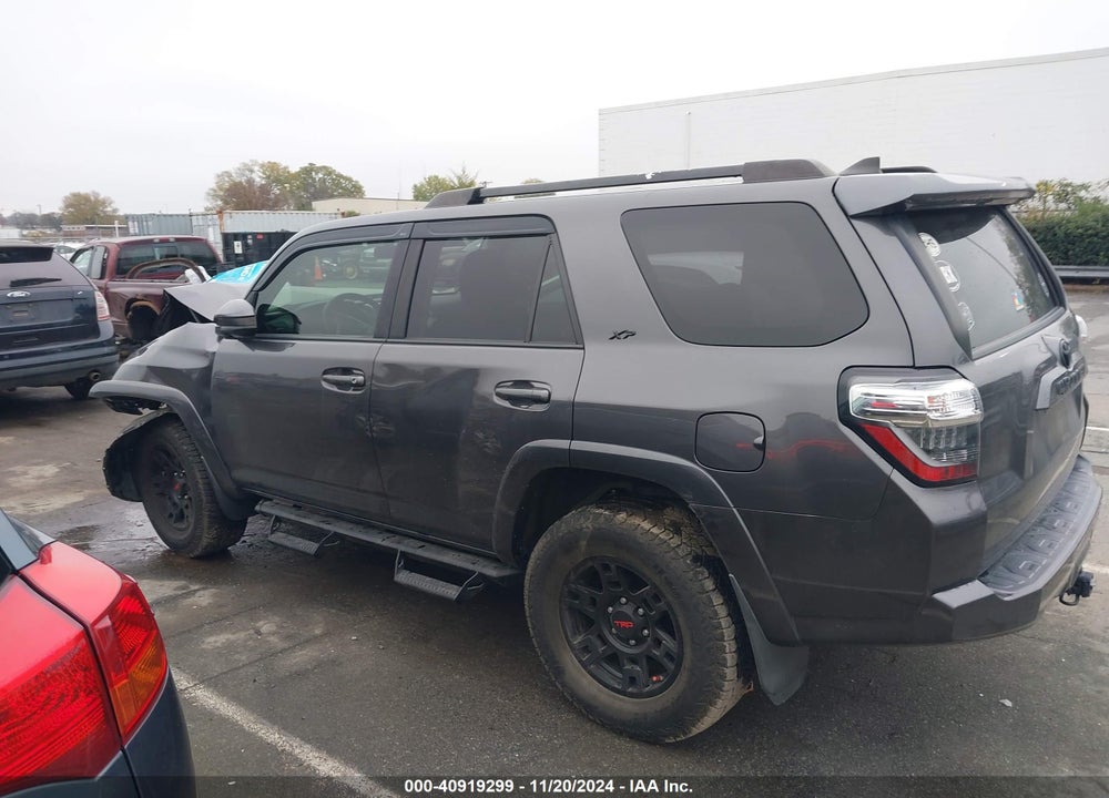 2019 TOYOTA 4RUNNER SR5 VIN: JTEBU5JR9K5735357