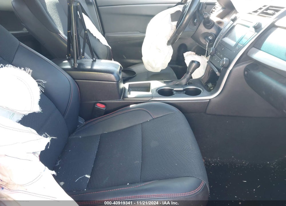 2017 TOYOTA CAMRY SE VIN: 4T1BF1FK8HU293698