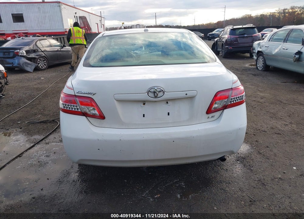 2011 TOYOTA CAMRY LE VIN: 4T1BF3EK8BU776273