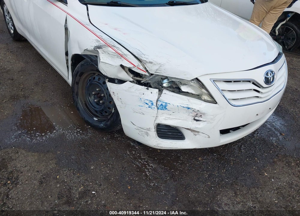 2011 TOYOTA CAMRY LE VIN: 4T1BF3EK8BU776273