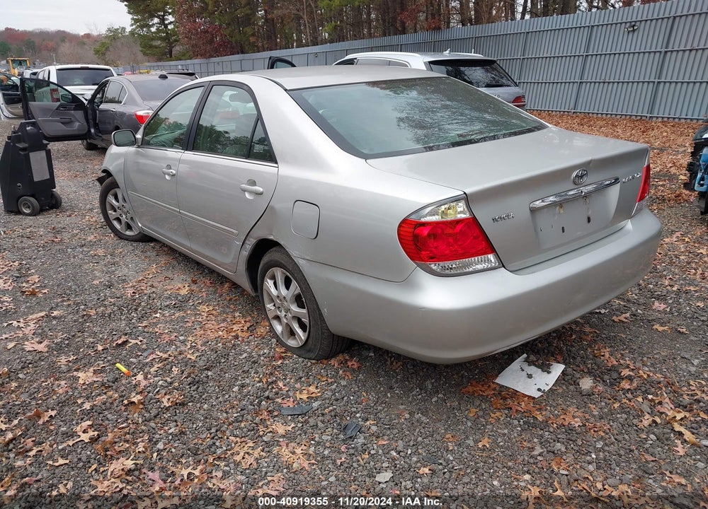 2005 TOYOTA CAMRY VIN: 4T1BE30K05U942381