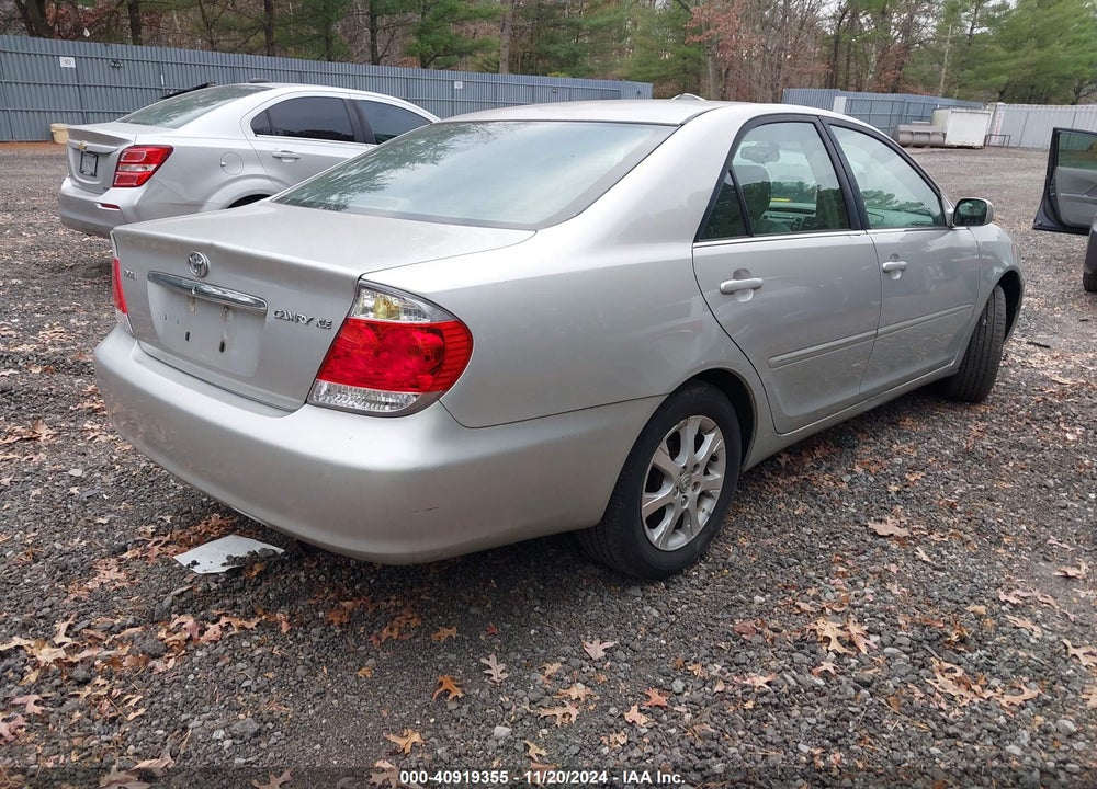 2005 TOYOTA CAMRY VIN: 4T1BE30K05U942381