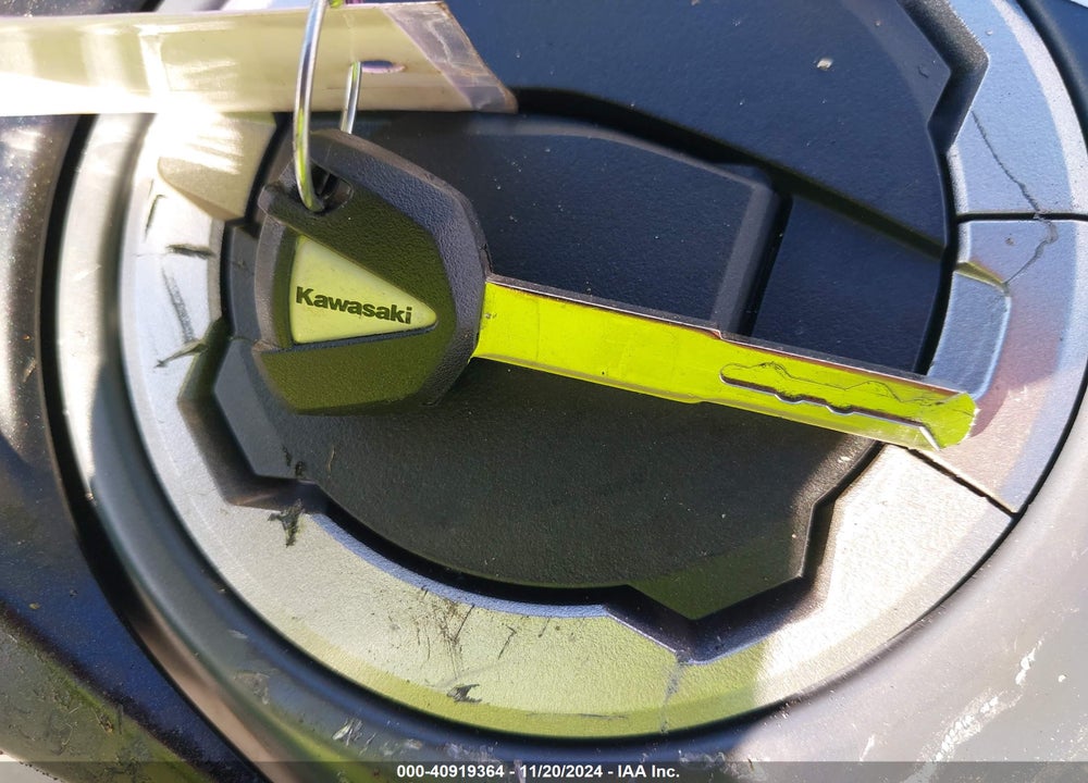 2024 KAWASAKI EX650 R VIN: ML5EXER12RDAD5535