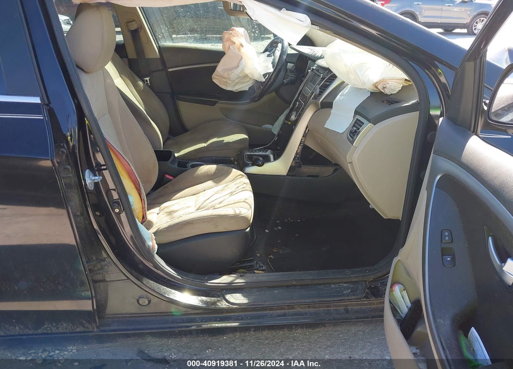 2013 HYUNDAI ELANTRA GT VIN: KMHD35LE8DU044612