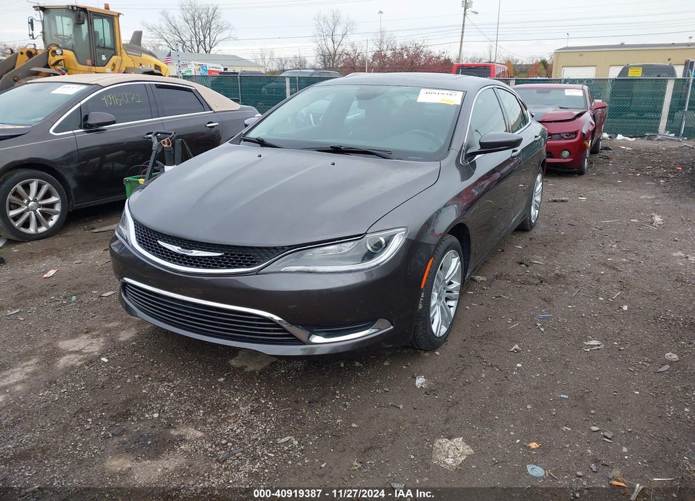 2015 CHRYSLER 200 LIMITED VIN: 1C3CCCAB0FN678057