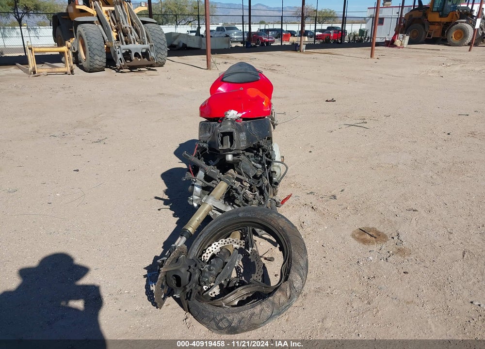 2007 KAWASAKI ZX1000 D VIN: JKAZXCD1X7A026238