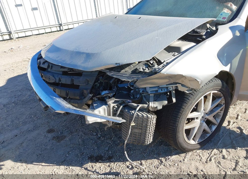 2010 FORD FUSION SE VIN: 3FAHP0HA1AR188188