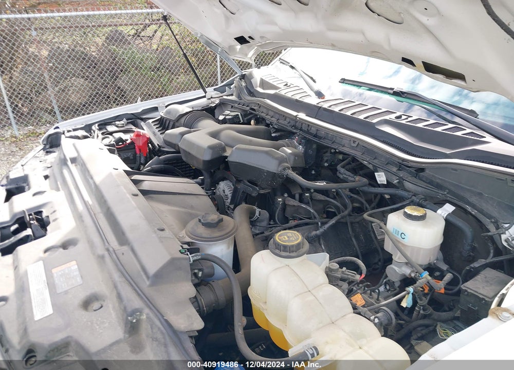 2019 FORD F-350 CHASSIS XL VIN: 1FD8X3F65KEG57308