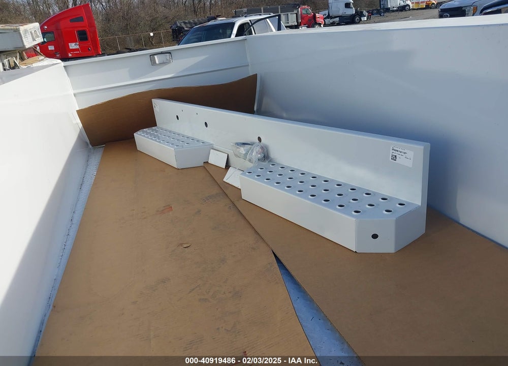 2019 FORD F-350 CHASSIS XL VIN: 1FD8X3F65KEG57308