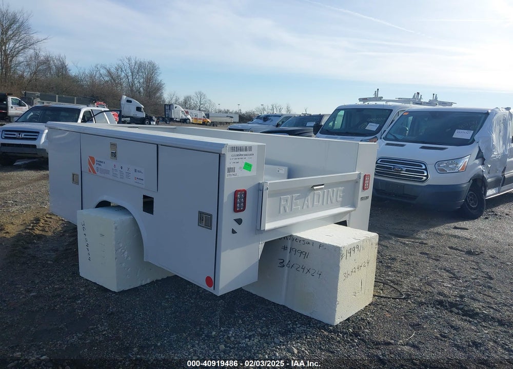 2019 FORD F-350 CHASSIS XL VIN: 1FD8X3F65KEG57308