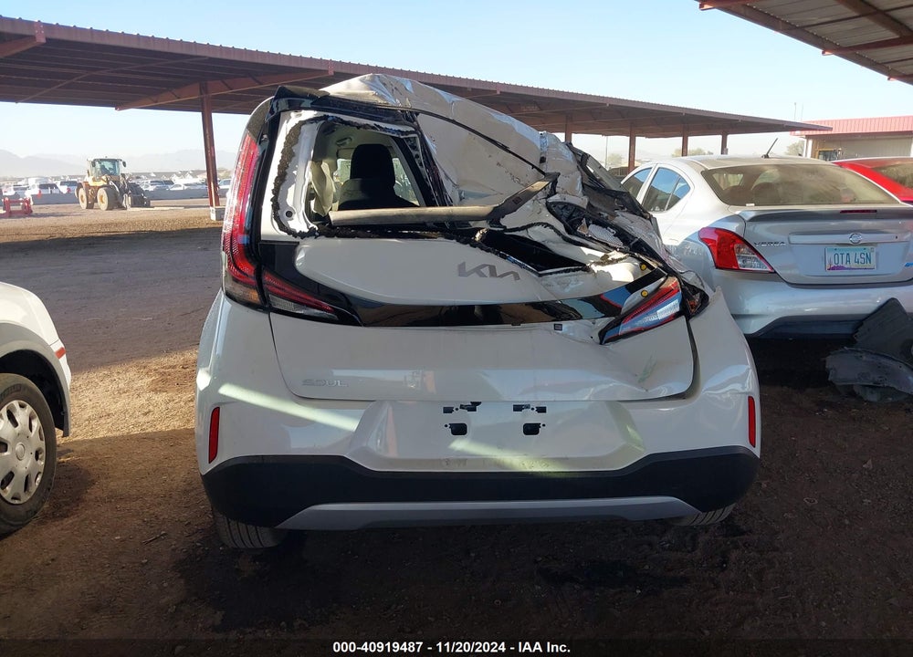 2024 KIA SOUL LX VIN: KNDJ23AU0R7242664