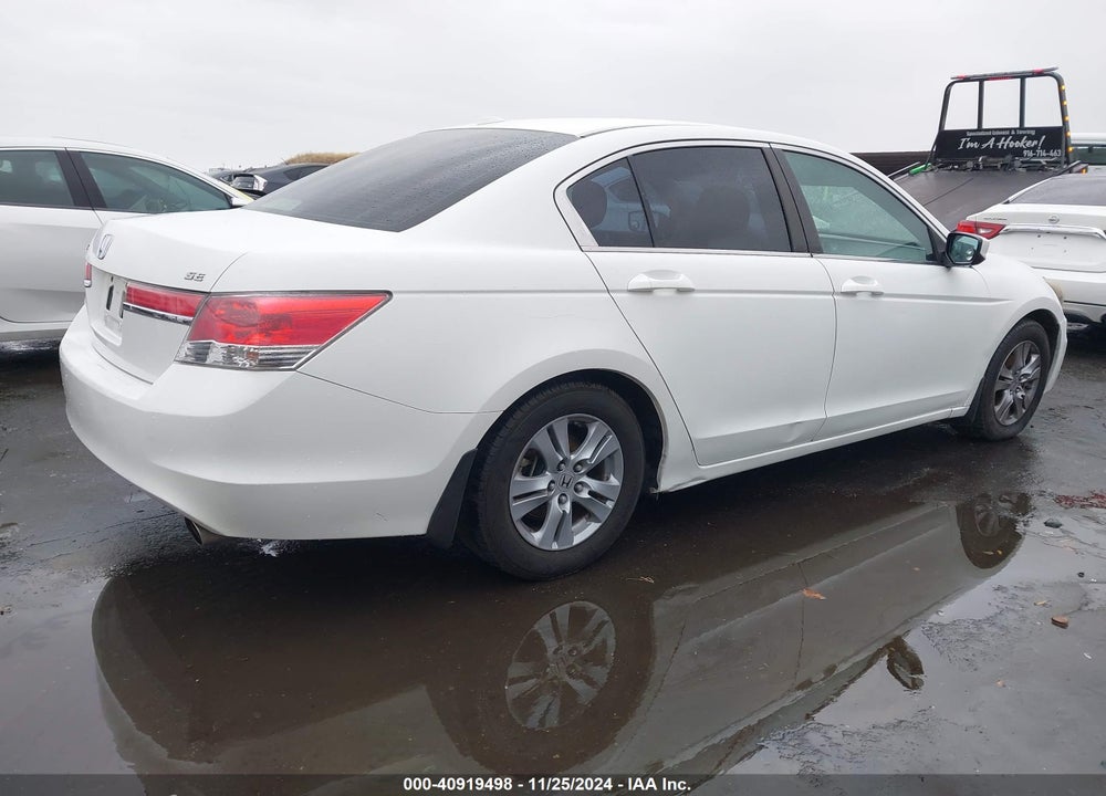 2011 HONDA ACCORD 2.4 SE VIN: 1HGCP2F65BA801828