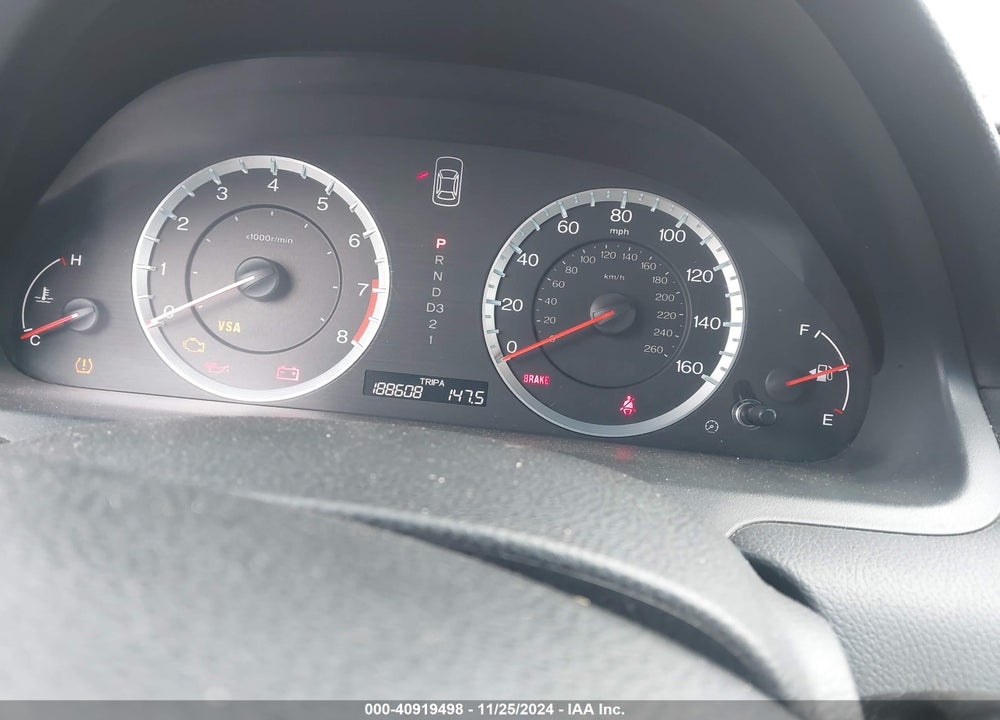 2011 HONDA ACCORD 2.4 SE VIN: 1HGCP2F65BA801828