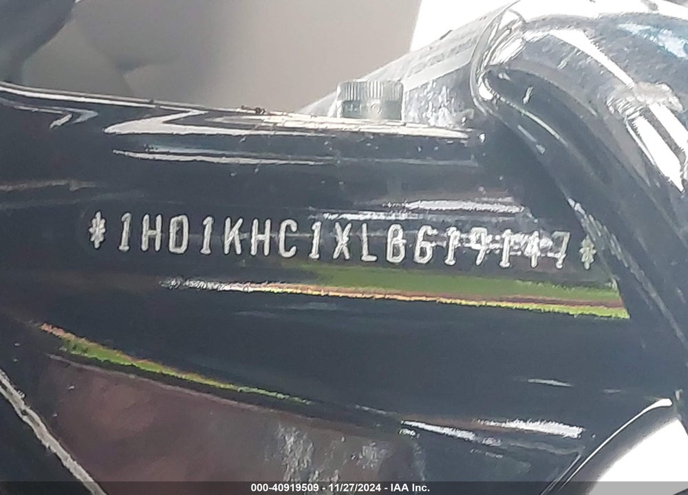 2020 HARLEY-DAVIDSON FLTRX VIN: 1HD1KHC1XLB619147