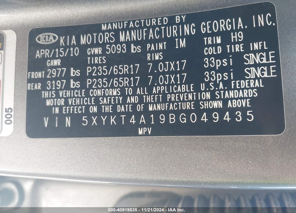 2011 KIA SORENTO LX VIN: 5XYKT4A19BG049435